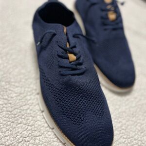 NWOT Mens Blue Wingtip Oxfords Shoes’s 10.5 US New Without Box